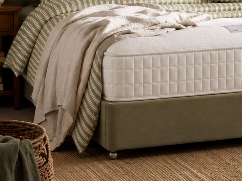 Sleepeezee Dual Seasons Deluxe Divan Bed4
