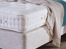 Vispring Devonshire Small Double Divan Bed2