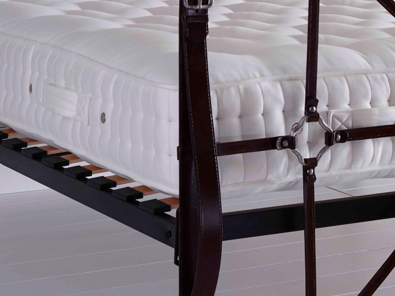 Vispring Bedstead Realm Small Emperor Zip & Link Mattress3