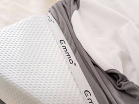 Emma Original Mattress Protector3