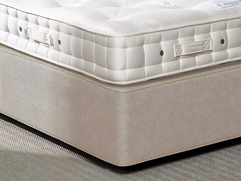 Hypnos Cambridge Deluxe Super King Size Zip & Link Divan Bed3