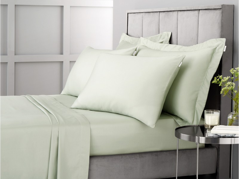 Bianca Fine Linens Cotton Sateen Green Pillowcases1