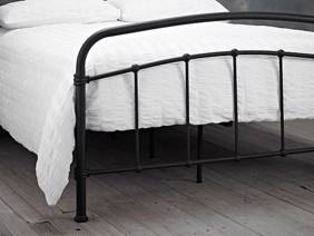Land Of Beds Clara Black Metal King Size Bed Frame2