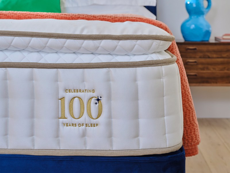 Sleepeezee Centurial 03 Single Divan Bed6