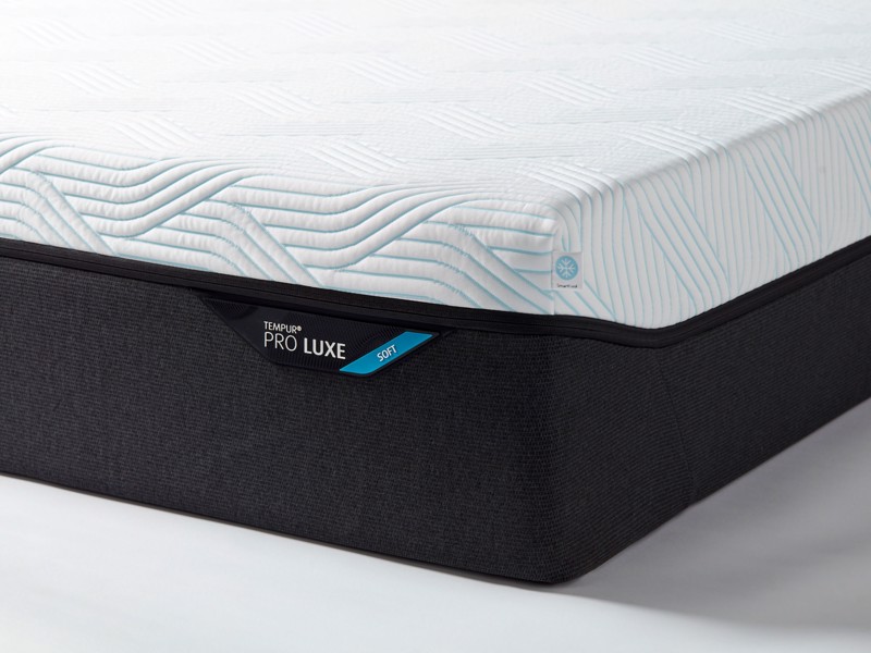 Tempur Pro Luxe SmartCool Soft King Size Mattress3