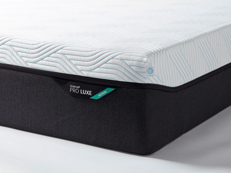 Tempur Pro Luxe SmartCool Medium Mattress6