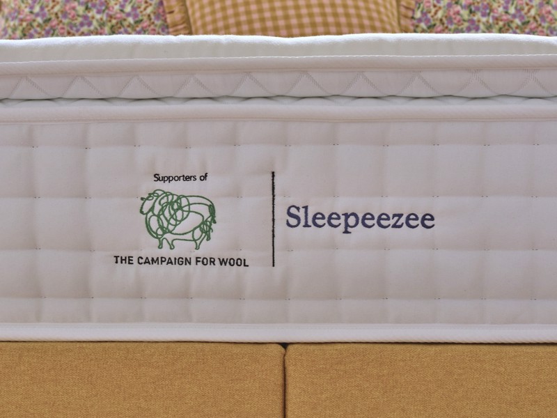 Sleepeezee Wool Luxe 3700 Divan Bed8