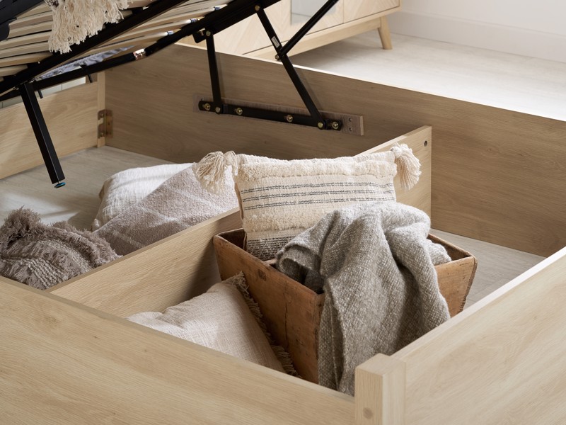 Land Of Beds Camira Oak Finish Wooden King Size Ottoman Bed2