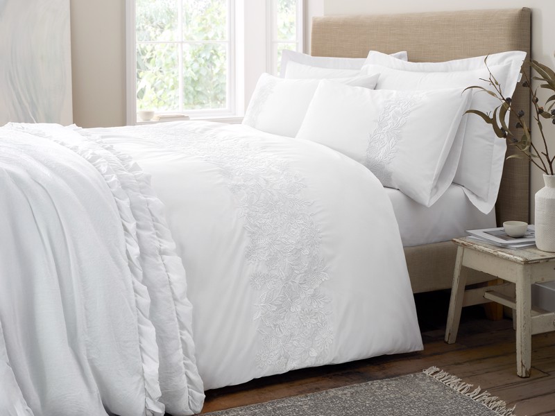 Bianca Fine Linens Embroidery Floral Super King Size Duvet Cover Set1