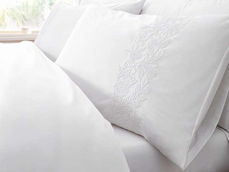 Bianca Fine Linens Embroidery Floral Super King Size Duvet Cover Set4