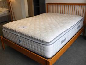 Relyon King Size - CLEARANCE - Ex-Showroom - Stratus Dunlopillo Latex Mattress2