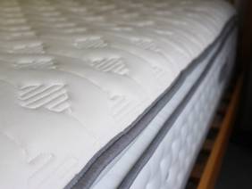 Relyon King Size - CLEARANCE - Ex-Showroom - Stratus Dunlopillo Latex Mattress6