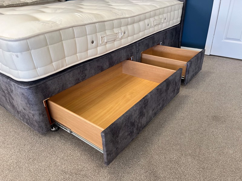 Hypnos King Size - CLEARANCE - Ex-Showroom - Daytona Pebble Beatrice Headboard and Porthaven Divan Bed5