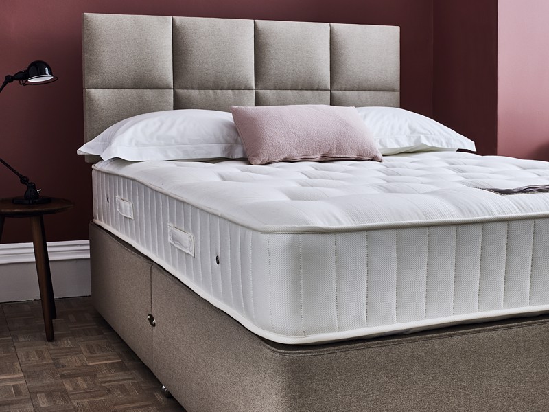 Sleepeezee Double Size - CLEARANCE - Ex-Showroom - Classic 1000 Hotel Double Mattress3