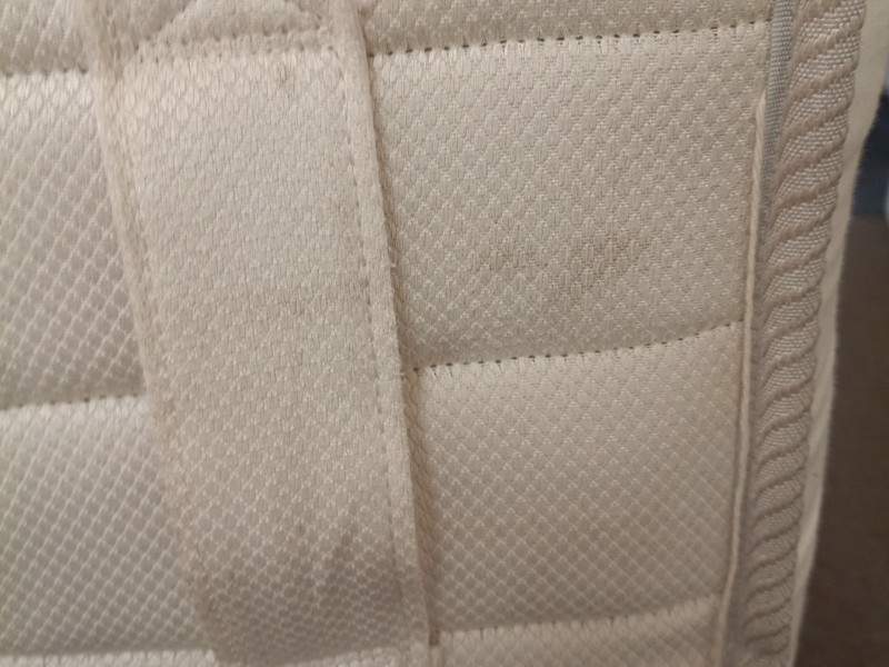 Sleepeezee Double Size - CLEARANCE - Ex-Showroom - Classic 1000 Hotel Double Mattress5