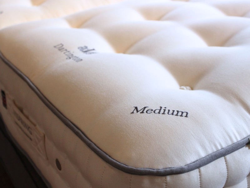 Vispring Super King Size Zip & Link - CLEARANCE - Ex-Showroom - Soft & Medium Dual Tension Dartington Mattress3