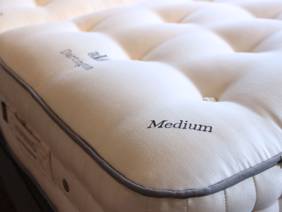 Vispring Super King Size Zip & Link - CLEARANCE - Ex-Showroom - Soft & Medium Dual Tension Dartington Mattress3