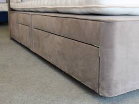 Harrison Spinks Double Size - CLEARANCE STOCK - Ex-Showroom - Seven Grey New York Headboard and Crystal Deluxe 9500 Divan Bed4