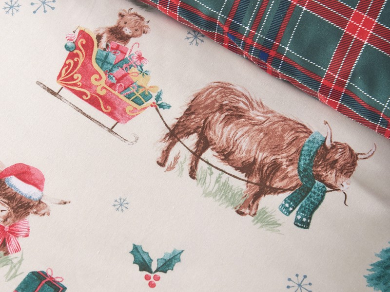 Catherine Lansfield Christmas Highland Cow Duvet Cover Set2