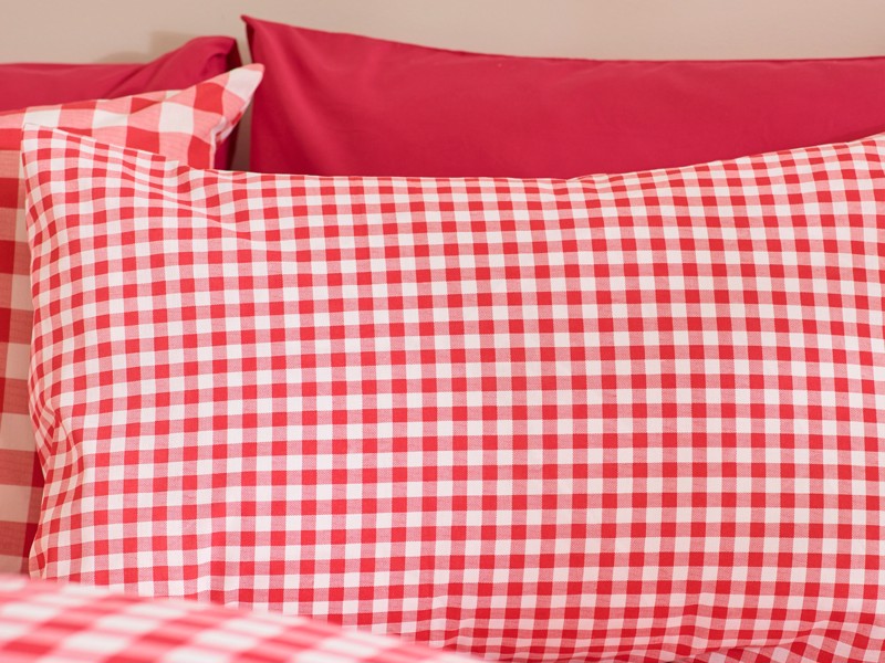 Catherine Lansfield Bamford Gingham Check Red Duvet Cover Set2