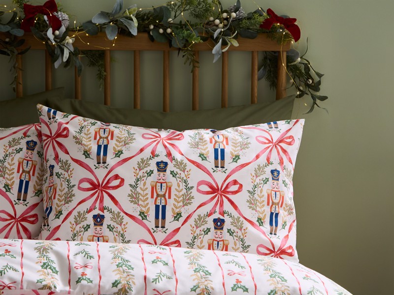 Catherine Lansfield Christmas Nutcracker Bows Duvet Cover Set4