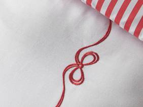 Catherine Lansfield Christmas Bow Embroidery Red Duvet Cover Set4