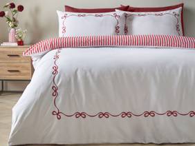 Catherine Lansfield Christmas Bow Embroidery Red Duvet Cover Set5