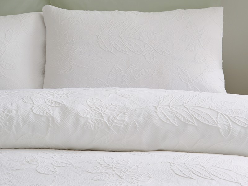 Catherine Lansfield Jacquard Leaves Duvet Cover Set2