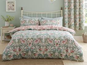 Catherine Lansfield Clarence Floral Duvet Cover Set1