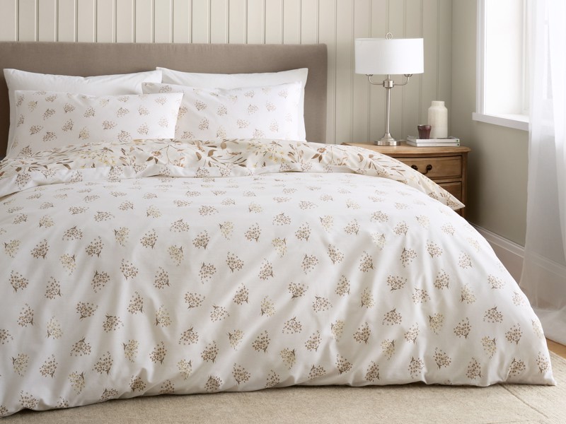 Catherine Lansfield Isadora Floral Natural Duvet Cover Set3