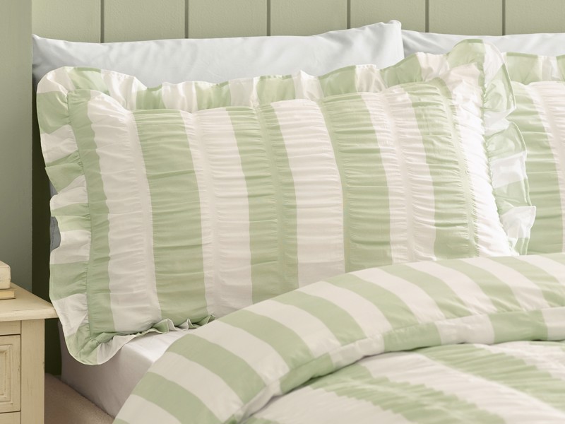 Catherine Lansfield Seersucker Frill Stripe Green Duvet Cover Set2