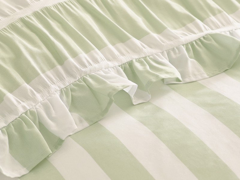 Catherine Lansfield Seersucker Frill Stripe Green Duvet Cover Set3