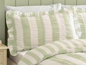 Catherine Lansfield Seersucker Frill Stripe Green Duvet Cover Set2