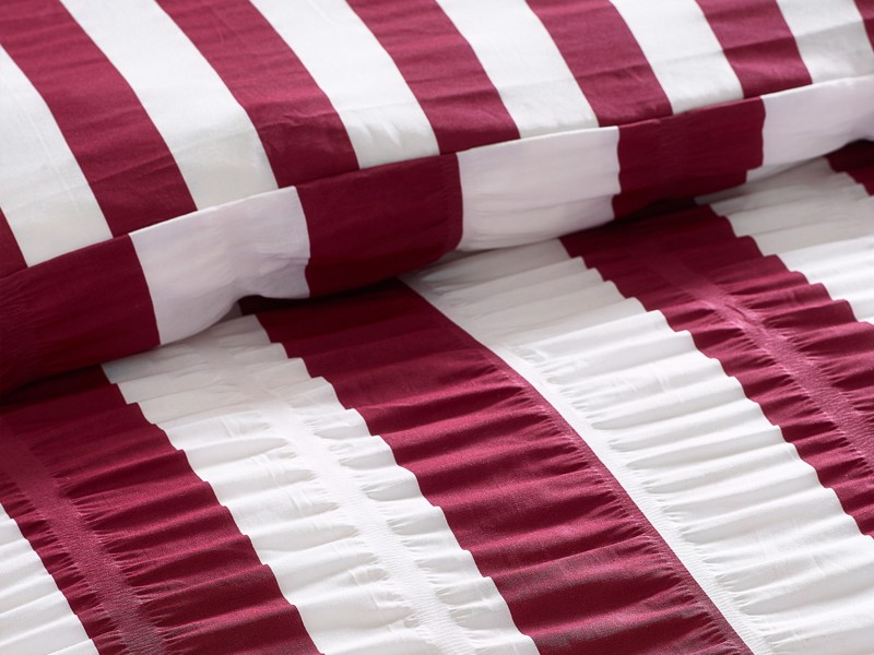 Catherine Lansfield Seersucker Frill Stripe Plum Duvet Cover Set4