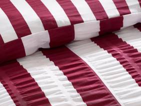 Catherine Lansfield Seersucker Frill Stripe Plum Duvet Cover Set4