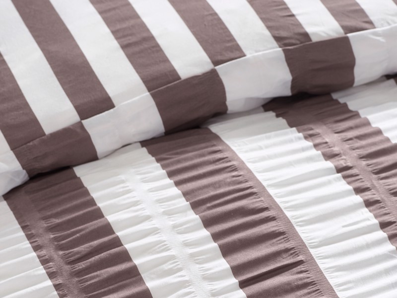 Catherine Lansfield Seersucker Frill Stripe Chocolate Duvet Cover Set4