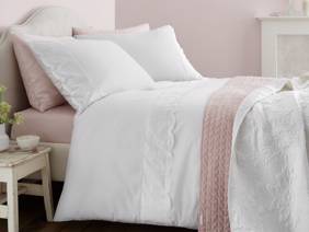 Bianca Fine Linens Elise Lace Duvet Cover Set1