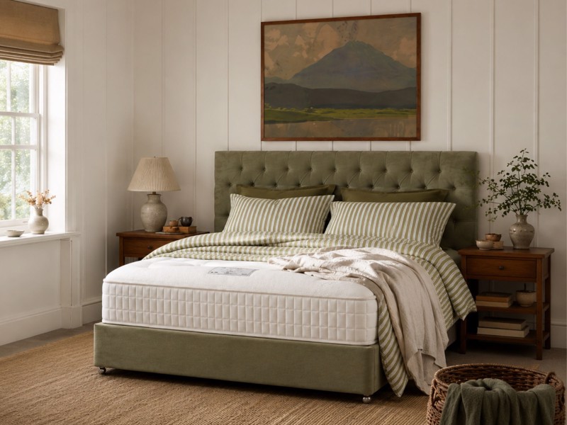 Sleepeezee Dual Seasons Deluxe Divan Bed