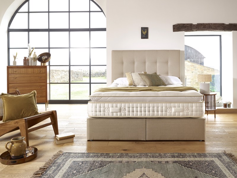 Harrison Spinks Crystal Deluxe Divan Bed