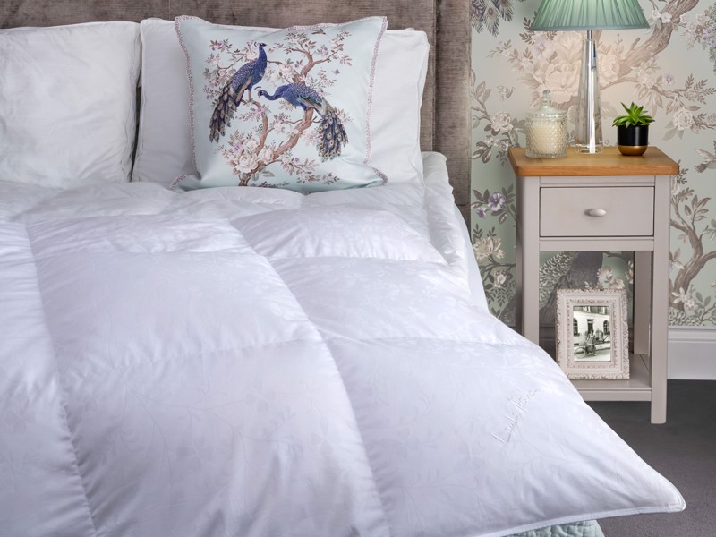 Laura Ashley Superior Goose Feather and Down 10.5 Tog Duvet