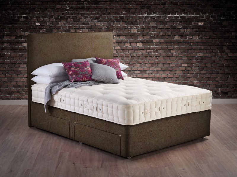 Hypnos Special Buy Chiltern Deluxe Incl Headboard and Super King Size Divan Bed