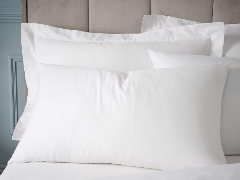 Bianca Fine Linens Egyptian Cotton White Pair of Standard Pillowcases