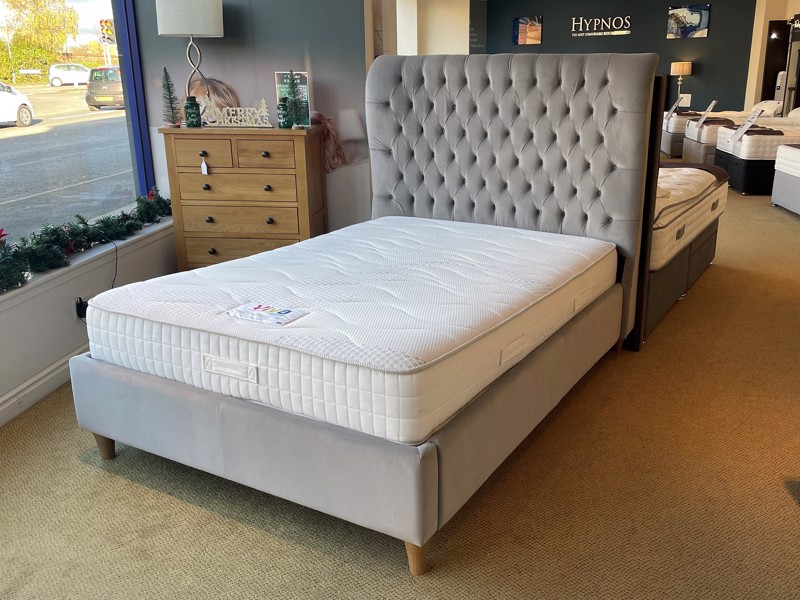 Land Of Beds Double Size - CLEARANCE - Ex-Showroom - Victoria Bed Frame