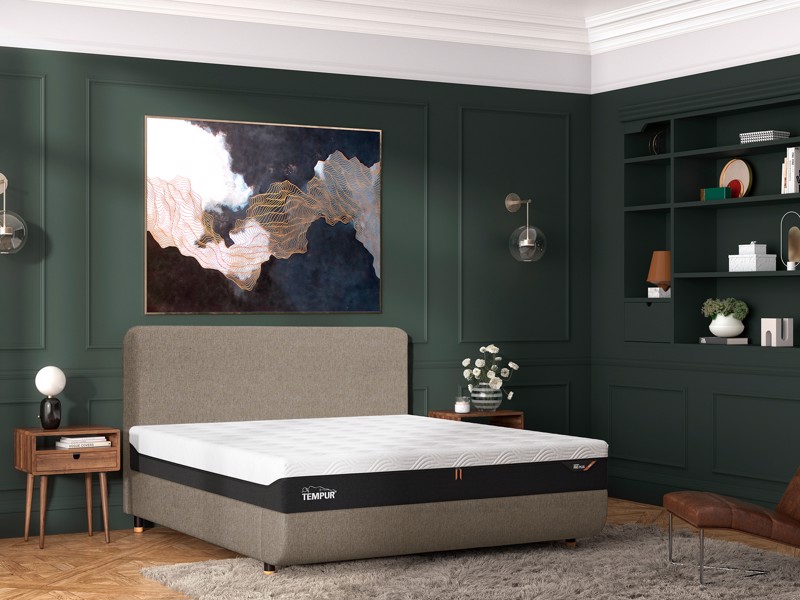 Tempur Arc Form King Size Ottoman Bed