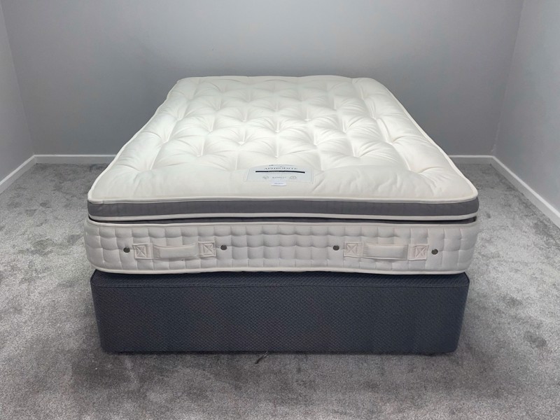 Harrison Spinks Double Size - CLEARANCE - Ex-Showroom - Bazaar Indigo Aphrodite 14000  Divan Bed