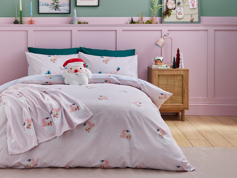 Catherine Lansfield Vintage Christmas Santa Duvet Cover Set