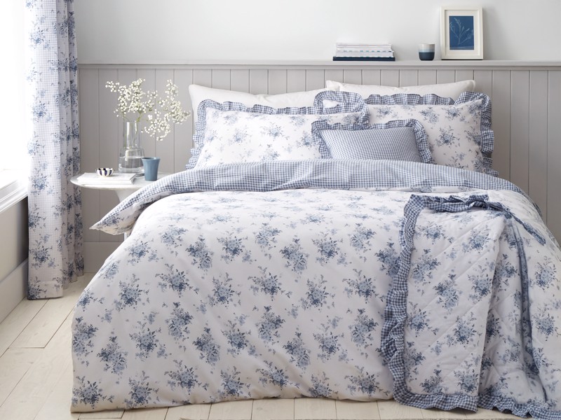 Catherine Lansfield Lucie Floral Duvet Cover Set